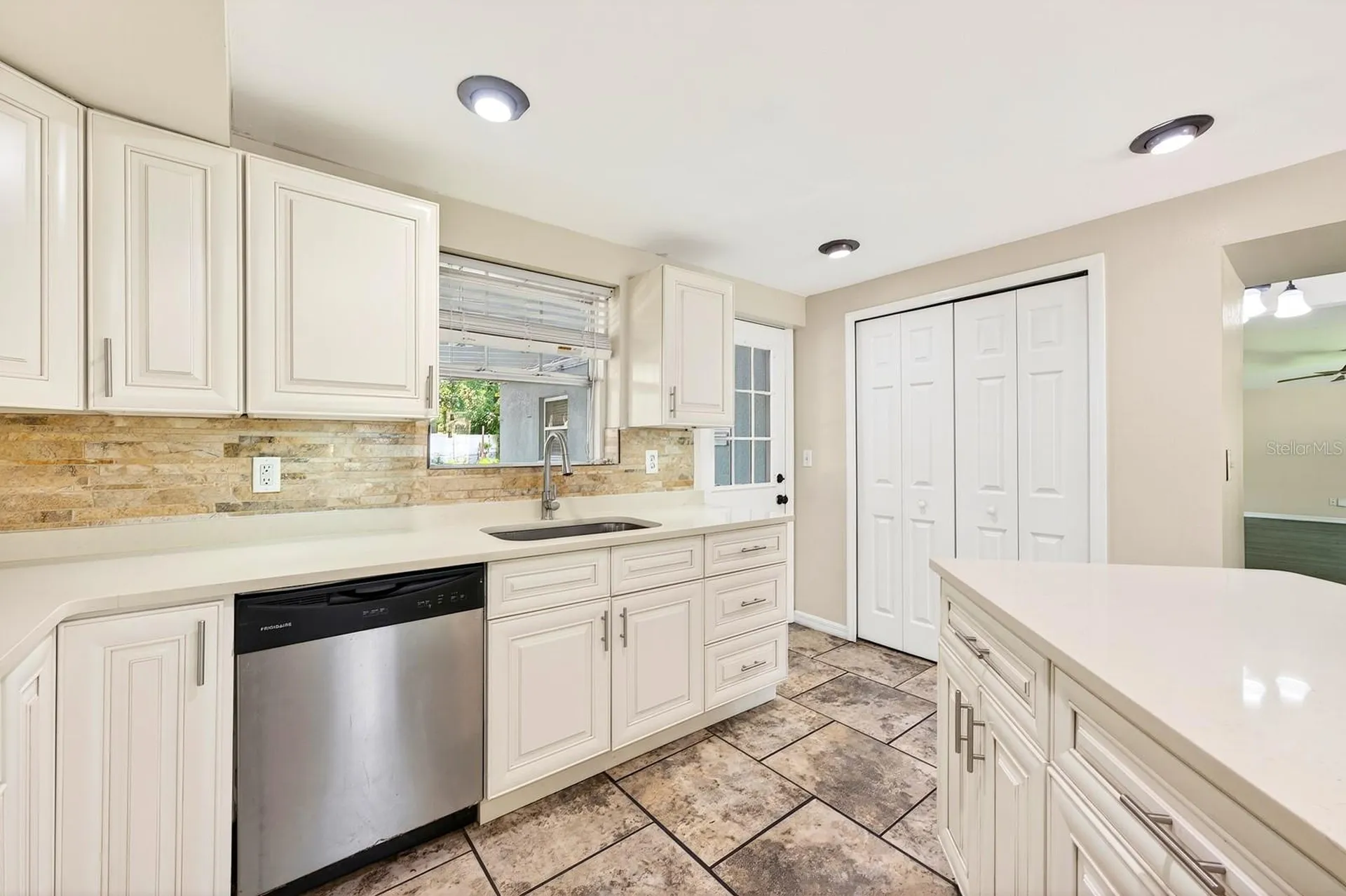 2821 Touraine Avenue Orlando FL 32812