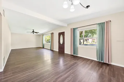 2821 Touraine Avenue Orlando FL 32812