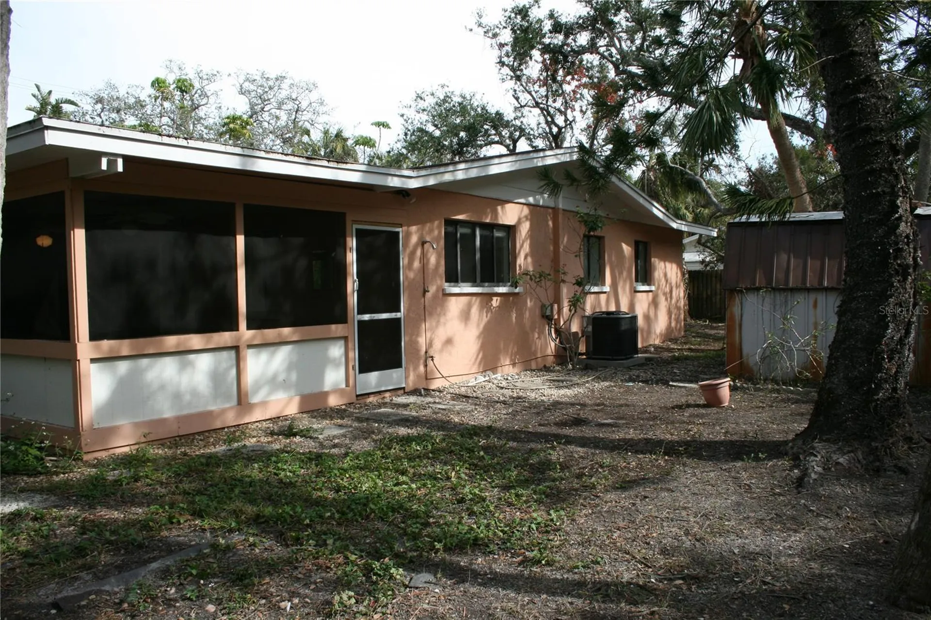 144 Garden Lane Sarasota FL 34242