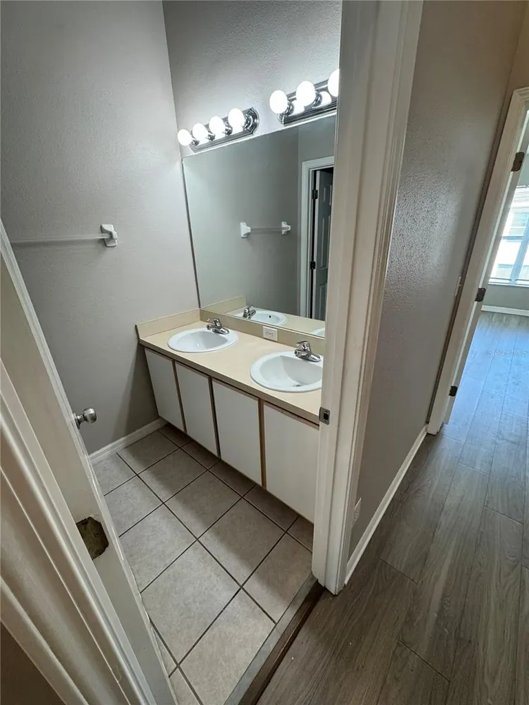 9701 Carlsdale Drive Riverview FL 33578