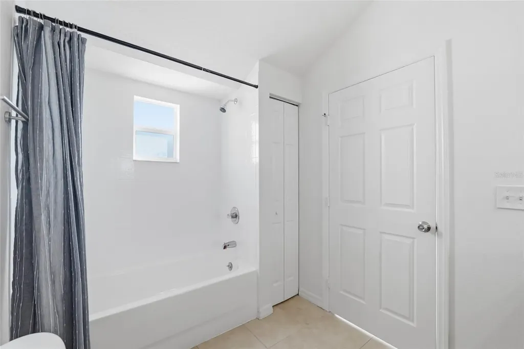 9506 Citrus Glen Place Tampa FL 33618