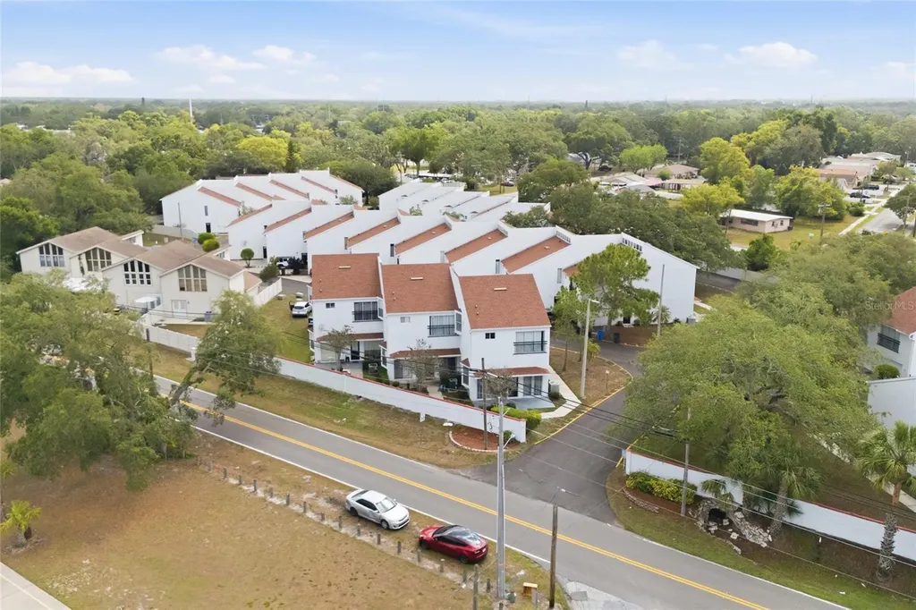9506 Citrus Glen Place Tampa FL 33618