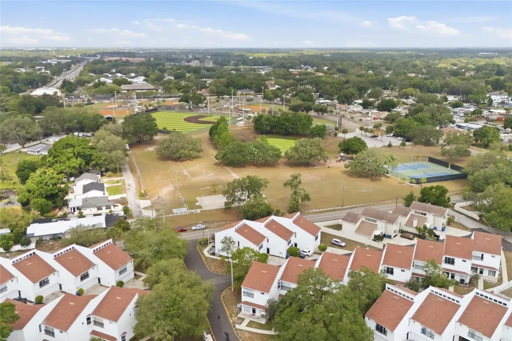 9506 Citrus Glen Place Tampa FL 33618