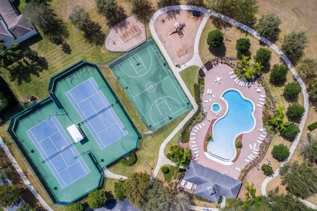 2824 Majestic Isle Drive Clermont FL 34711