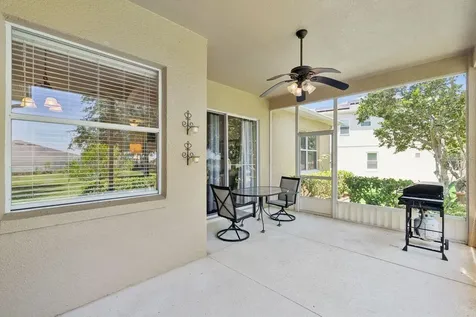 2824 Majestic Isle Drive Clermont FL 34711