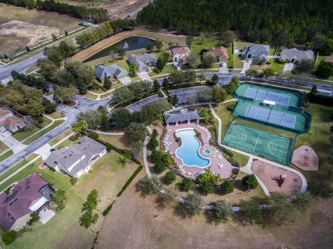 2824 Majestic Isle Drive Clermont FL 34711