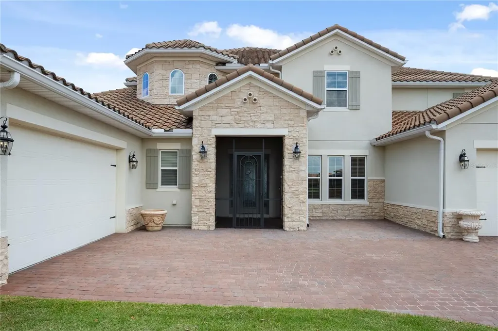 760 Windlass Court Kissimmee FL 34746