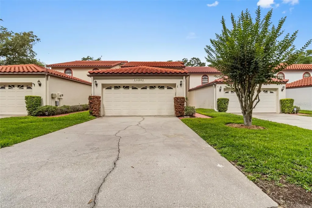 11310 Linarbor Place Tampa FL 33617