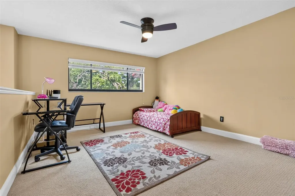 11310 Linarbor Place Tampa FL 33617