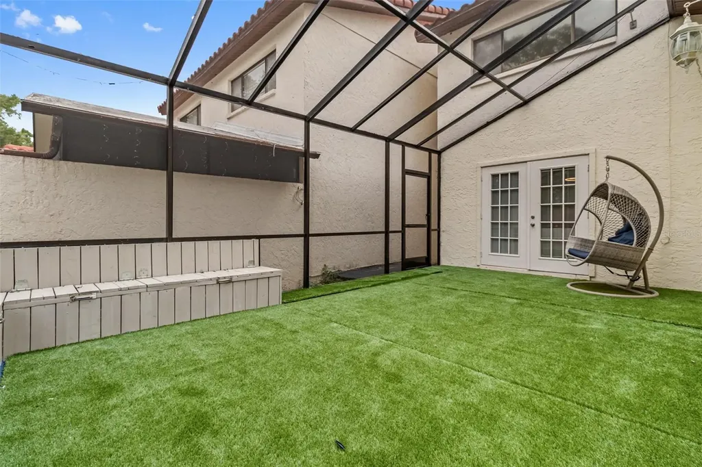 11310 Linarbor Place Tampa FL 33617