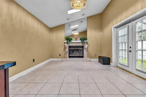 11310 Linarbor Place Tampa FL 33617