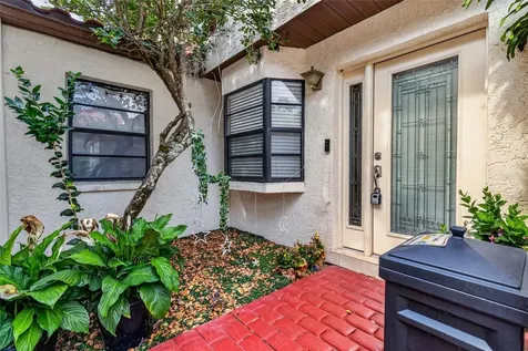 11310 Linarbor Place Tampa FL 33617