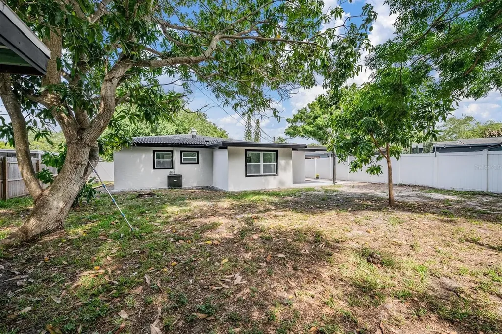 134 Emerald Lane Largo FL 33771
