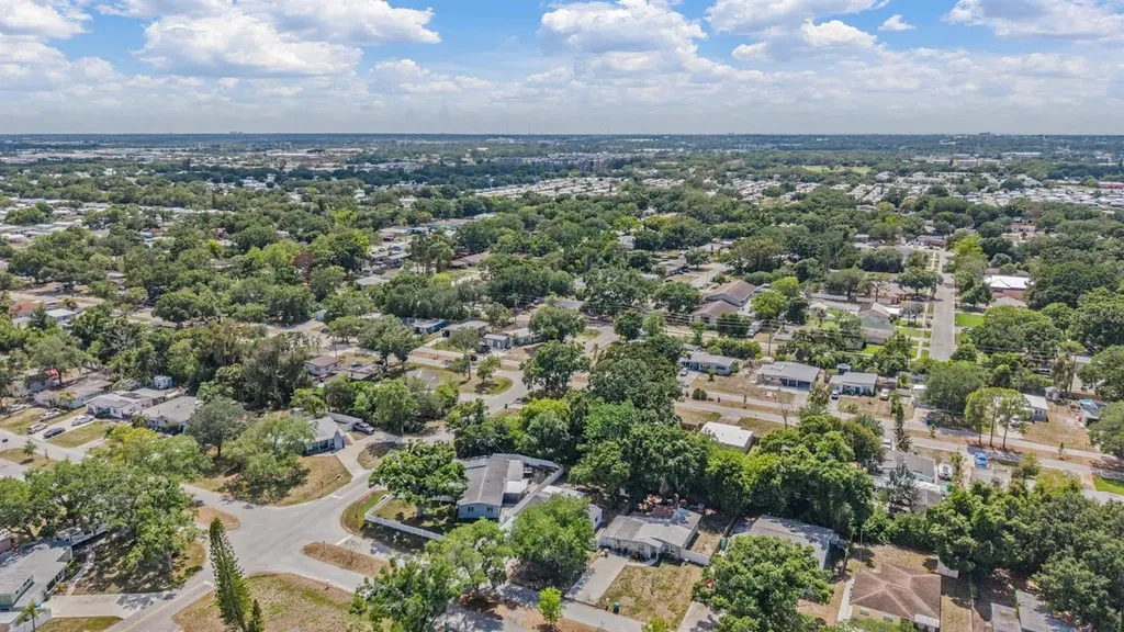 134 Emerald Lane Largo FL 33771