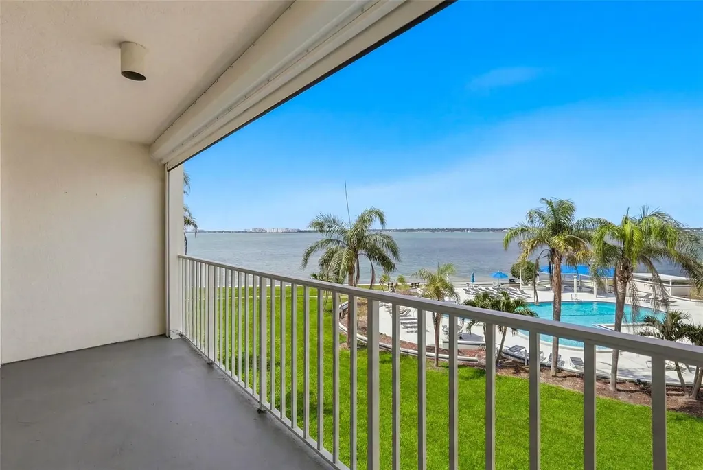5277 Isla Key Boulevard S St Petersburg FL 33715