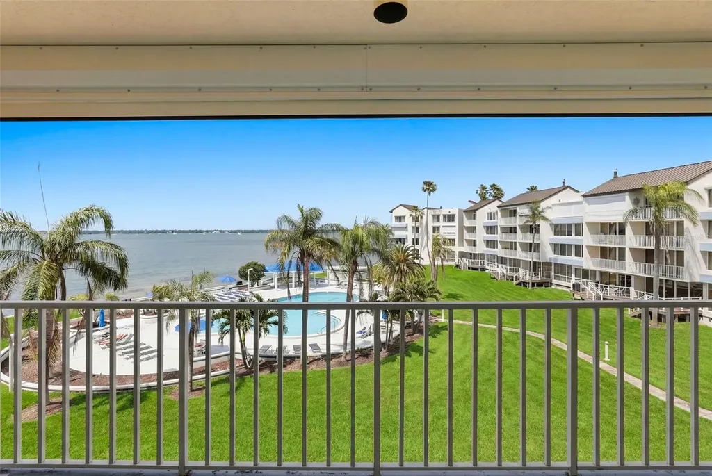 5277 Isla Key Boulevard S St Petersburg FL 33715