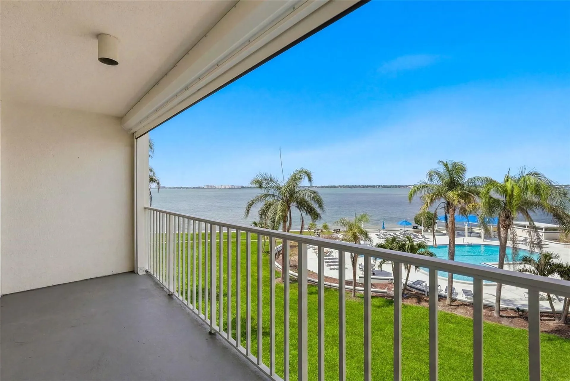 5277 Isla Key Boulevard S St Petersburg FL 33715