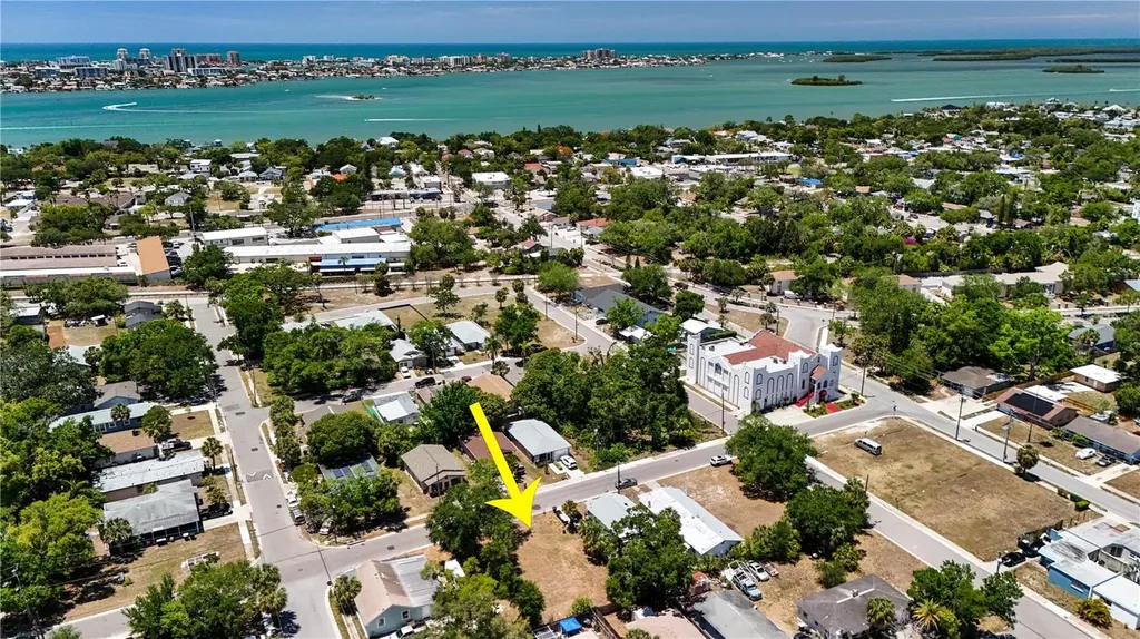 1405 Pennsylvania Avenue Clearwater FL 33755