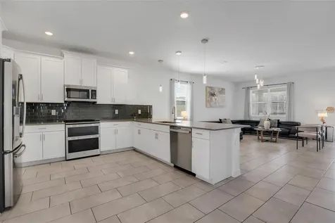 9084 Sommerset Hills Drive Davenport FL 33896