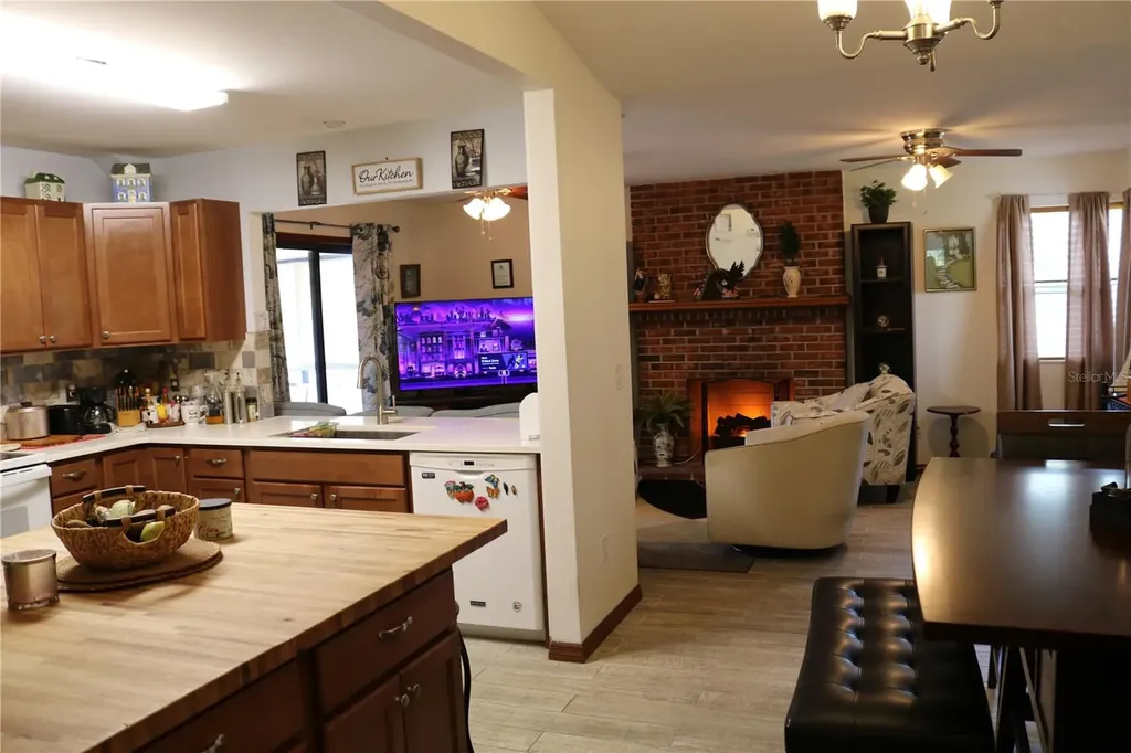 2392 Brimhall Court Deltona FL 32738