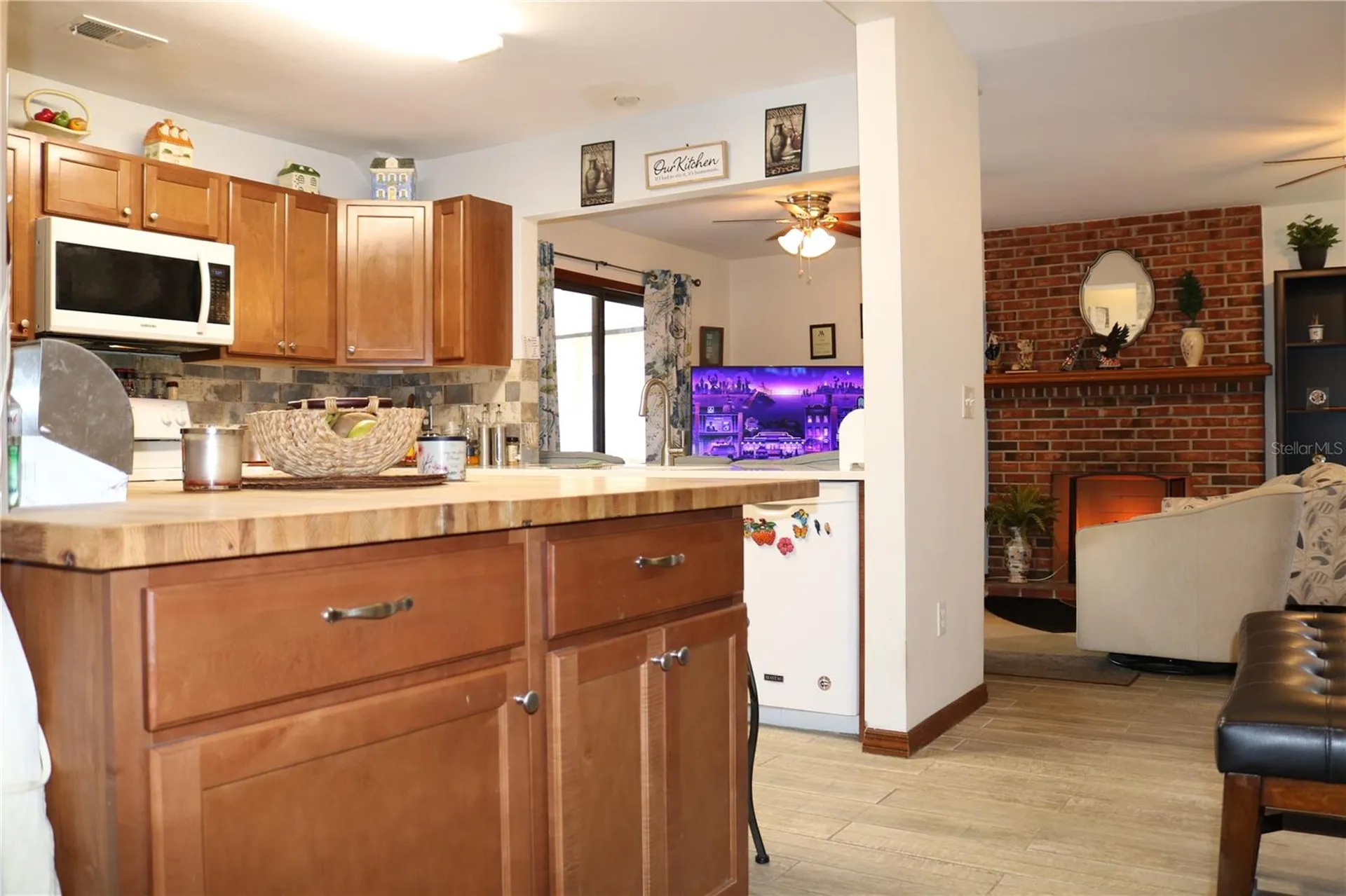 2392 Brimhall Court Deltona FL 32738