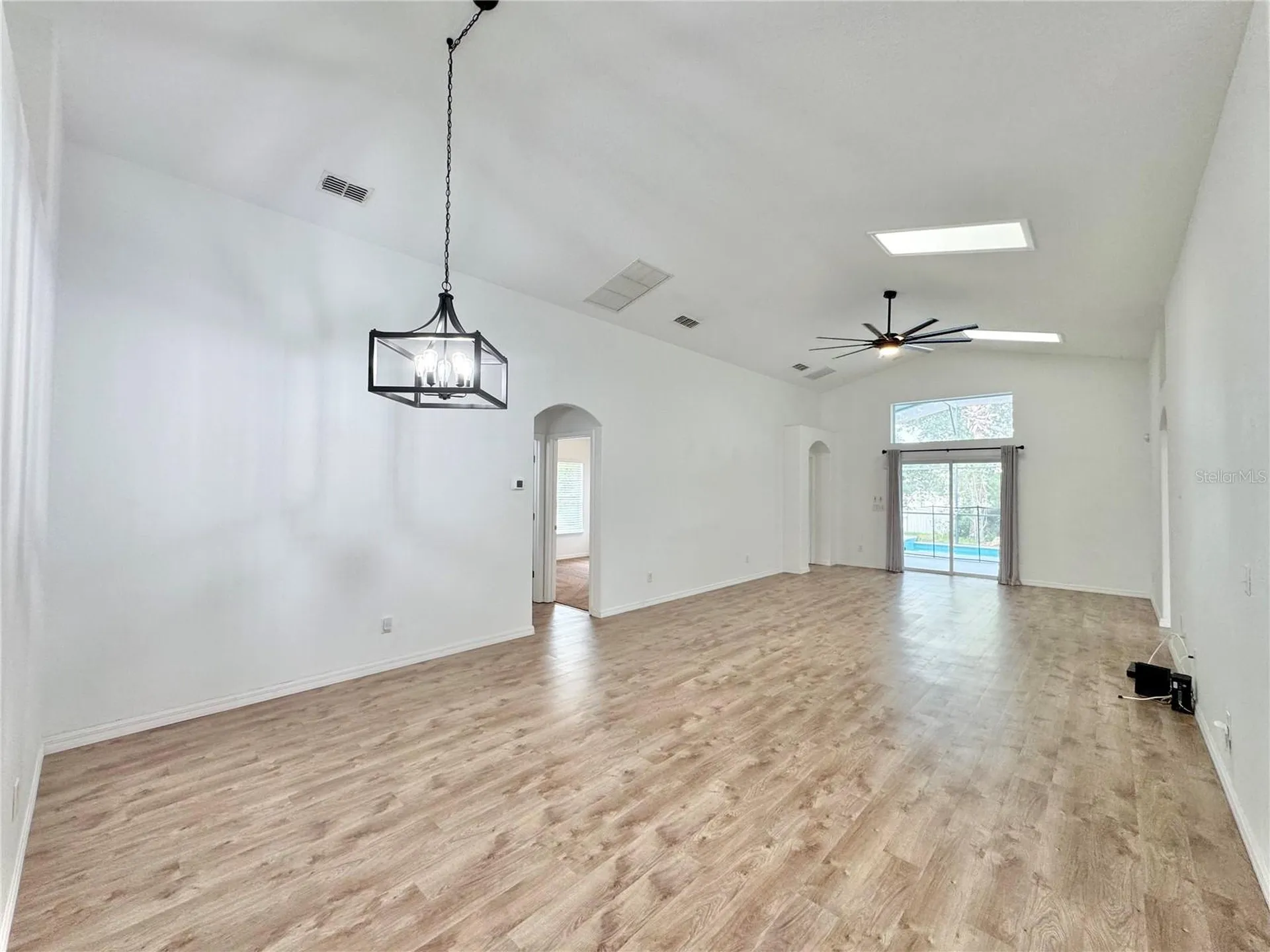 502 Viola Drive Davenport FL 33837