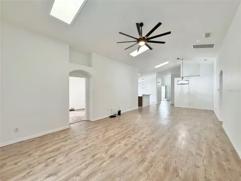 502 Viola Drive Davenport FL 33837