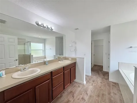 502 Viola Drive Davenport FL 33837