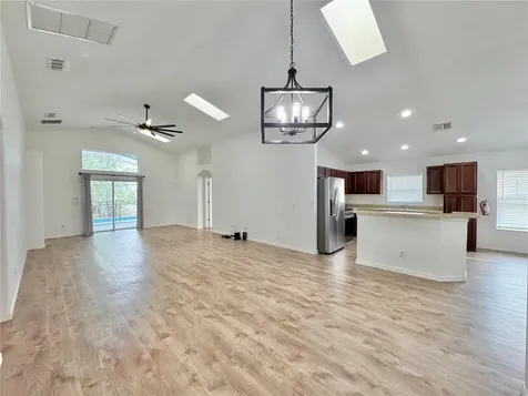 502 Viola Drive Davenport FL 33837