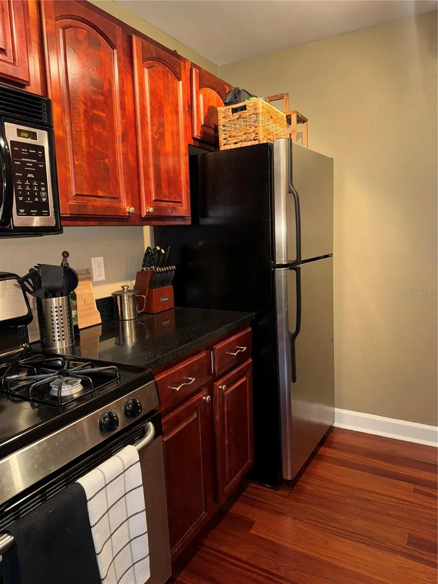2053 Dixie Belle Drive Orlando FL 32812