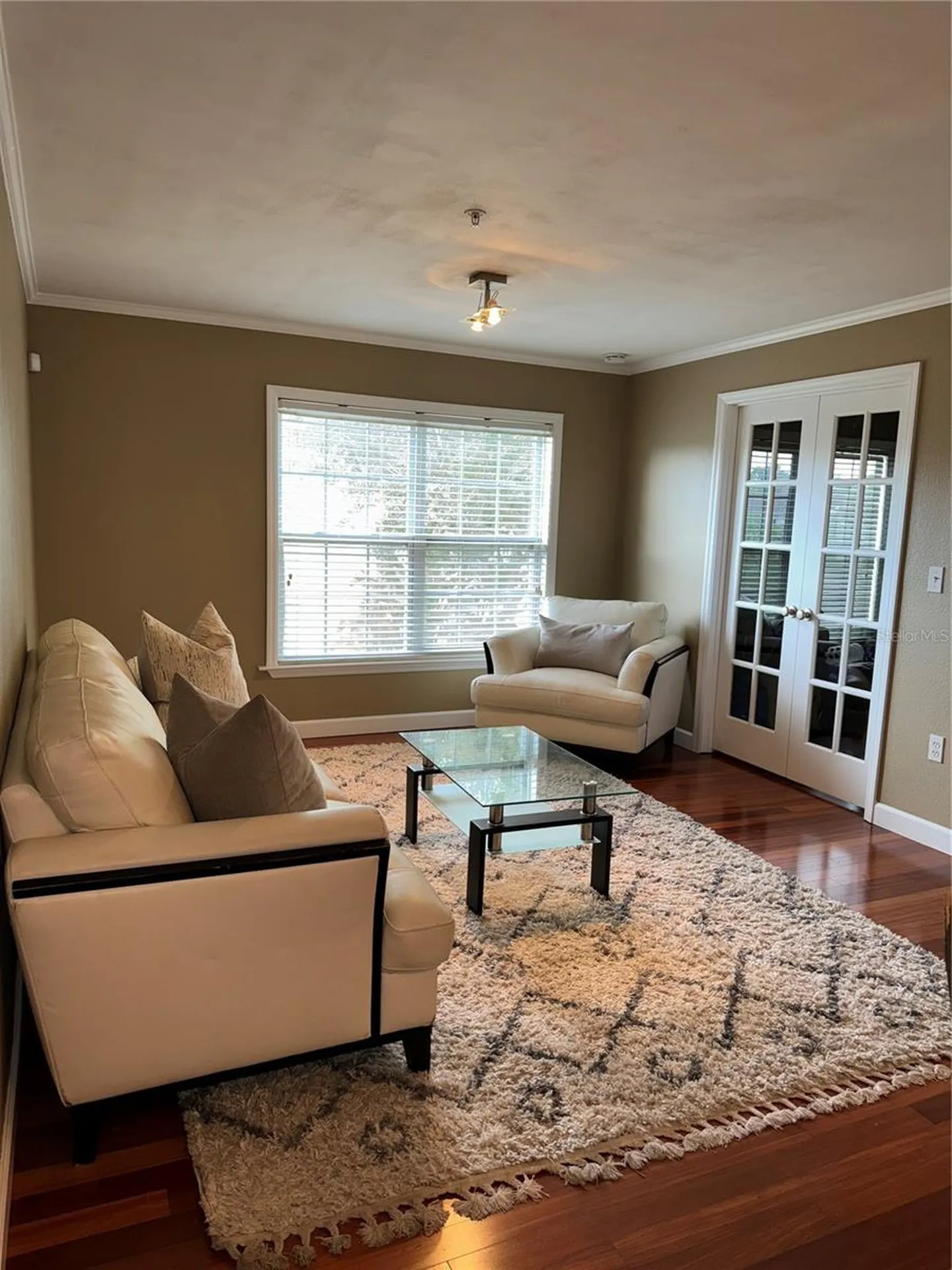 2053 Dixie Belle Drive Orlando FL 32812