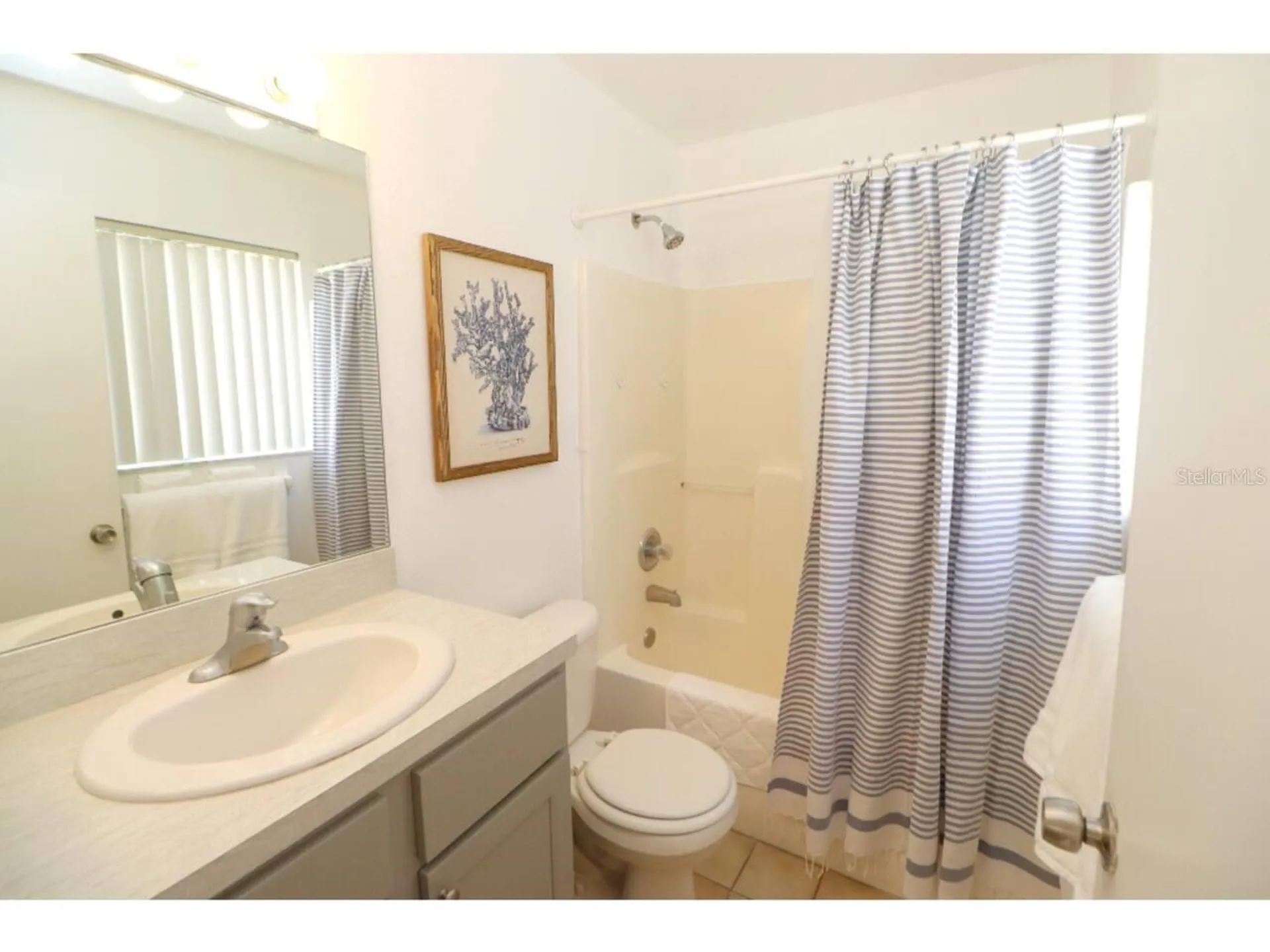 906 E 11th Avenue New Smyrna Beach FL 32169