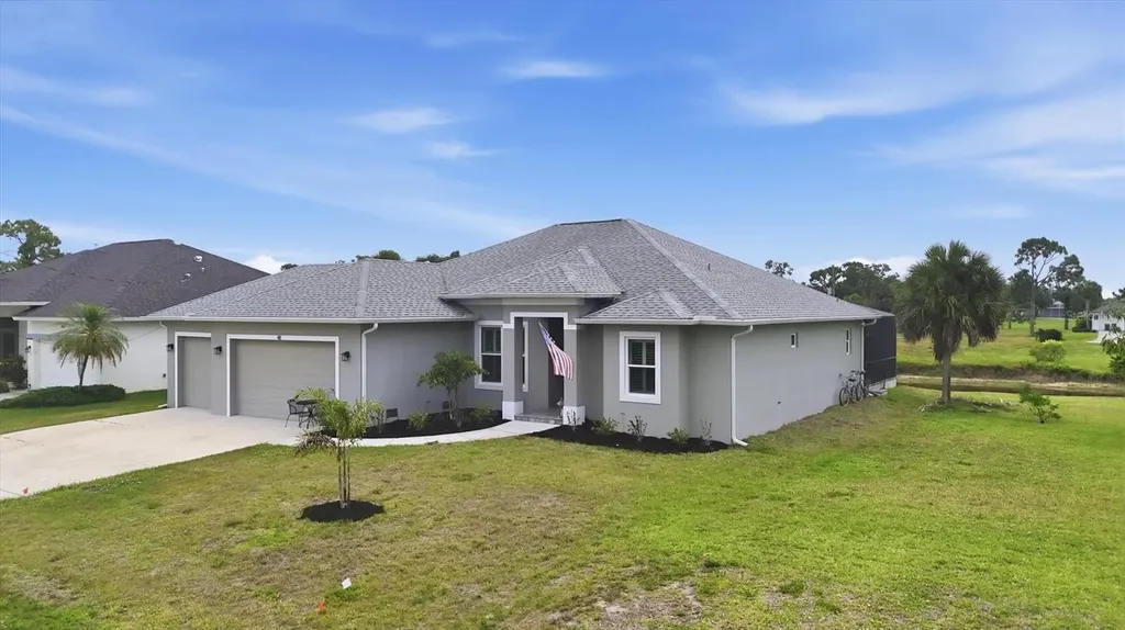 48 Long Meadow Lane Rotonda West FL 33947