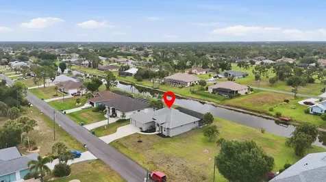 48 Long Meadow Lane Rotonda West FL 33947