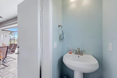 48 Long Meadow Lane Rotonda West FL 33947