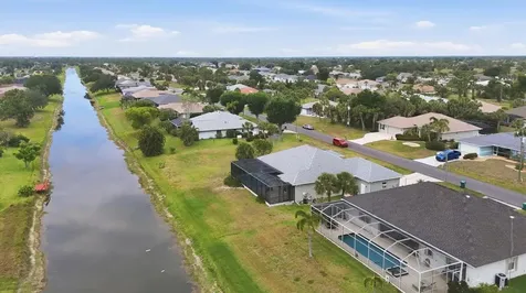 48 Long Meadow Lane Rotonda West FL 33947