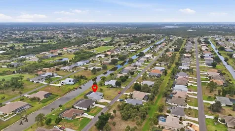 48 Long Meadow Lane Rotonda West FL 33947