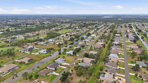 48 Long Meadow Lane Rotonda West FL 33947
