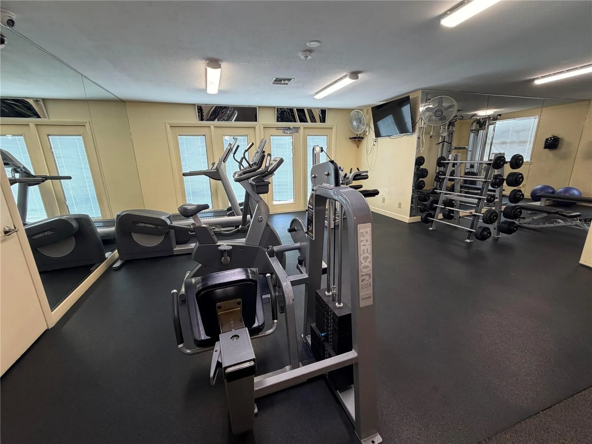 6033 34th Street W Bradenton FL 34210