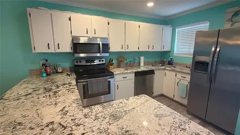 6033 34th Street W Bradenton FL 34210