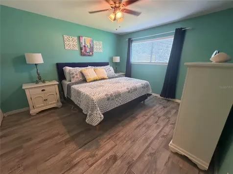 6033 34th Street W Bradenton FL 34210