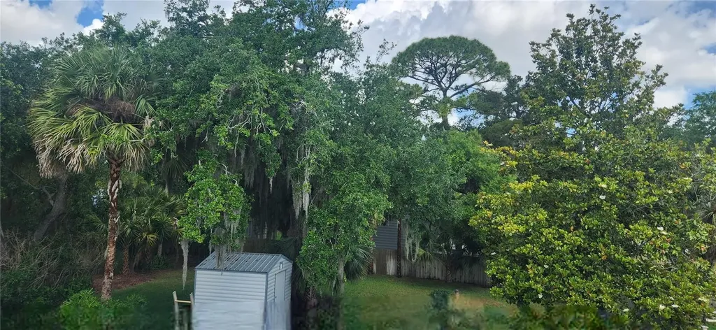 131 Plaza Lane Edgewater FL 32132