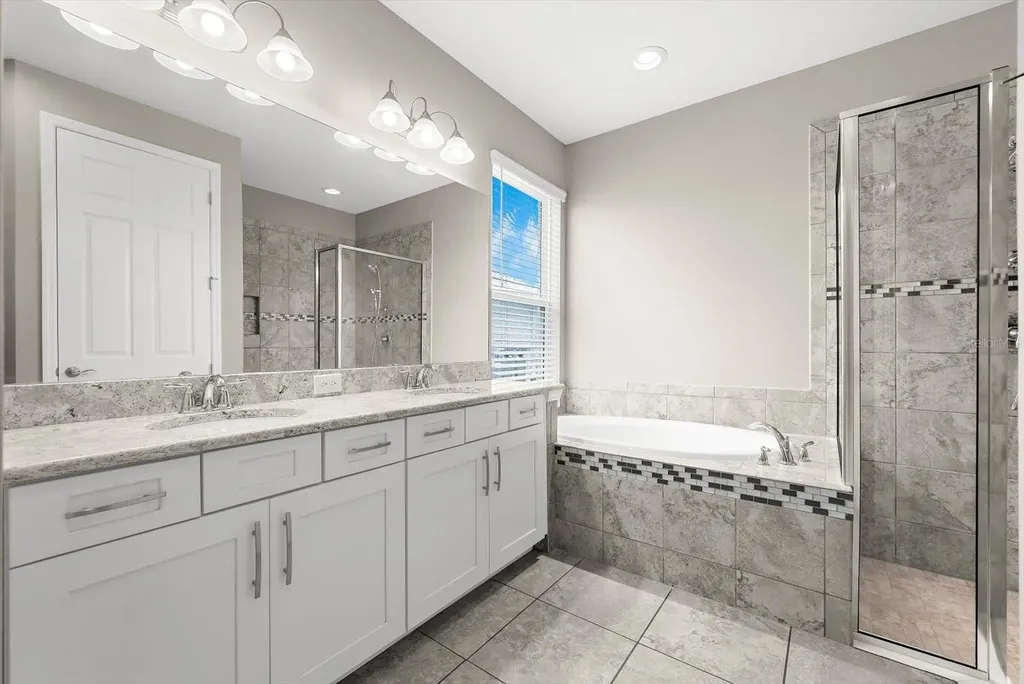 5633 Maidenstone Way Palmetto FL 34221