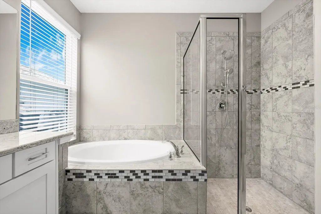 5633 Maidenstone Way Palmetto FL 34221