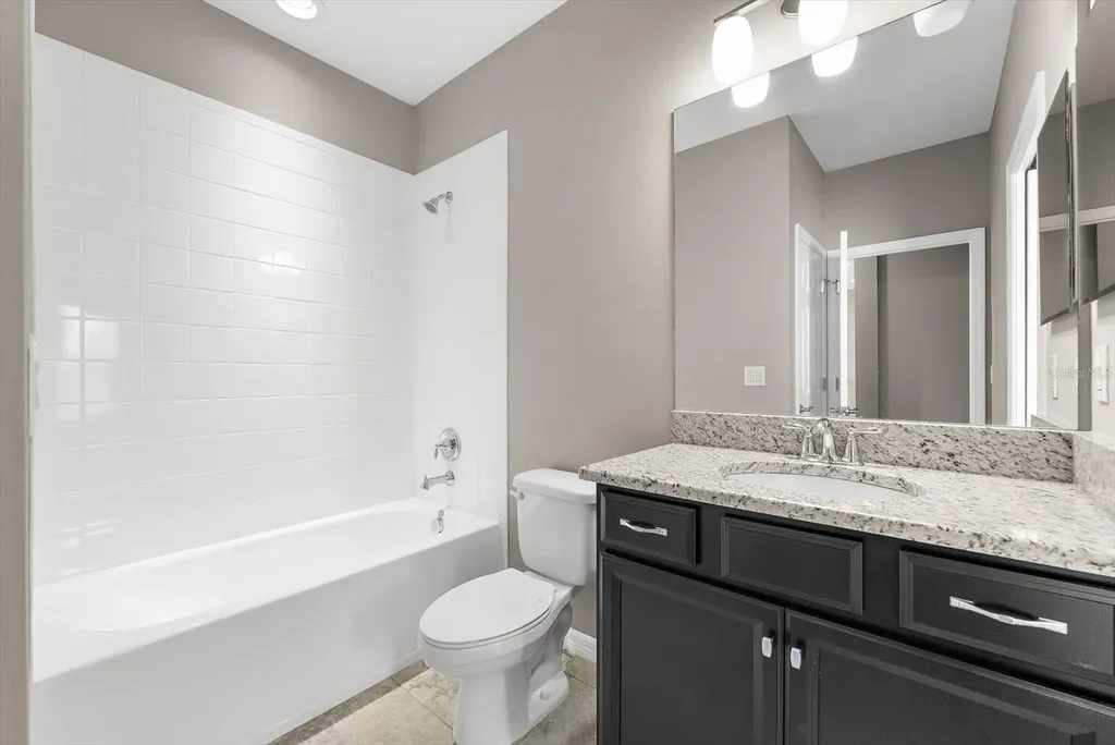 5633 Maidenstone Way Palmetto FL 34221