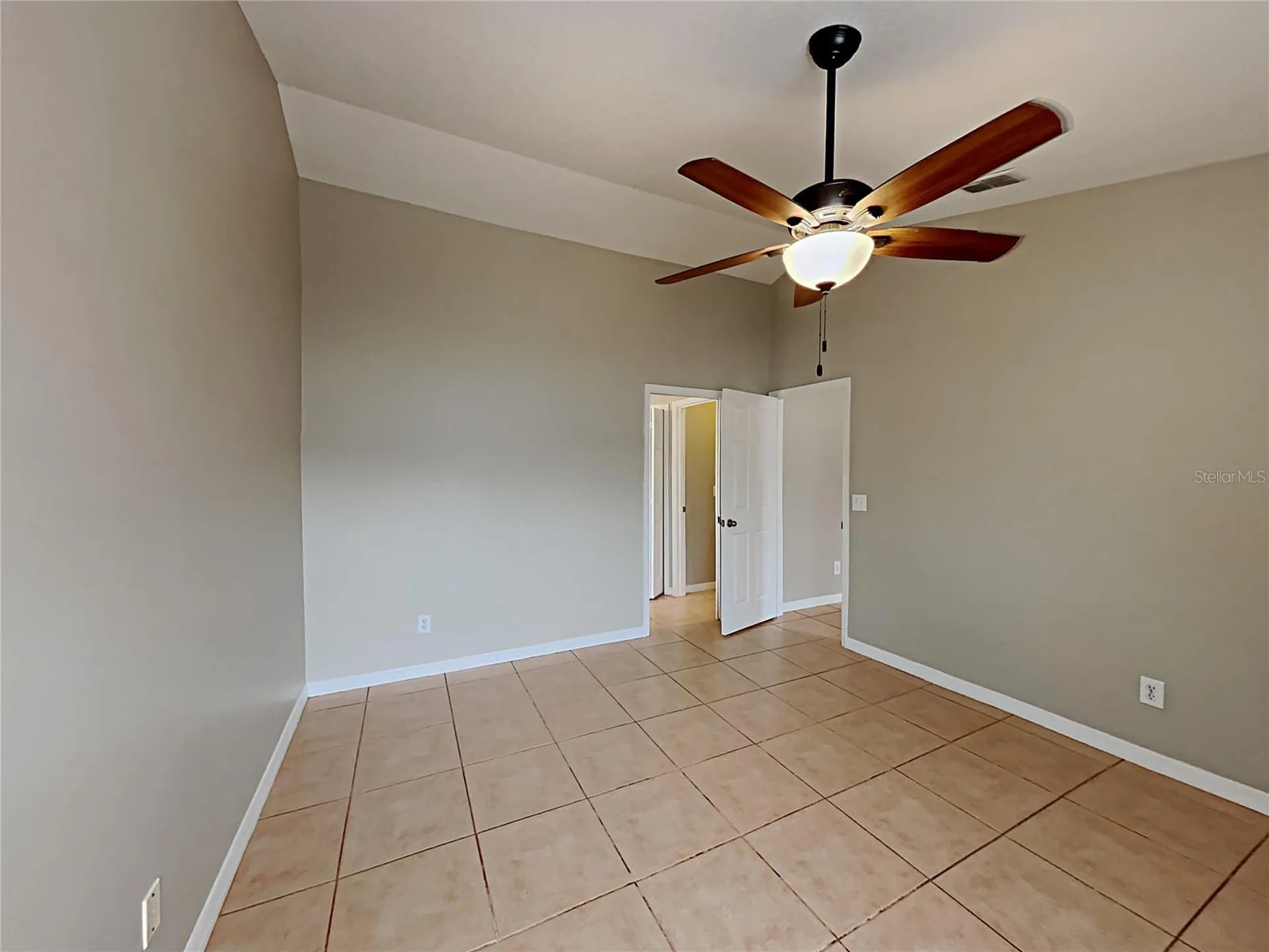 5637 Loma Vista Court Davenport FL 33896