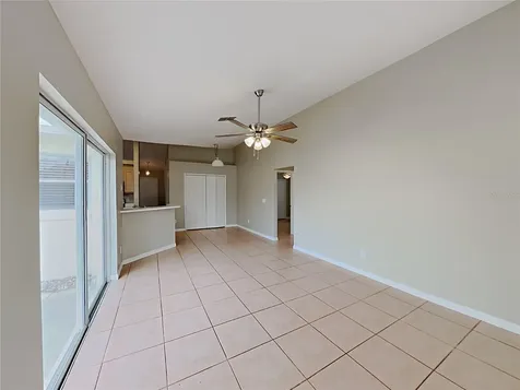 5637 Loma Vista Court Davenport FL 33896