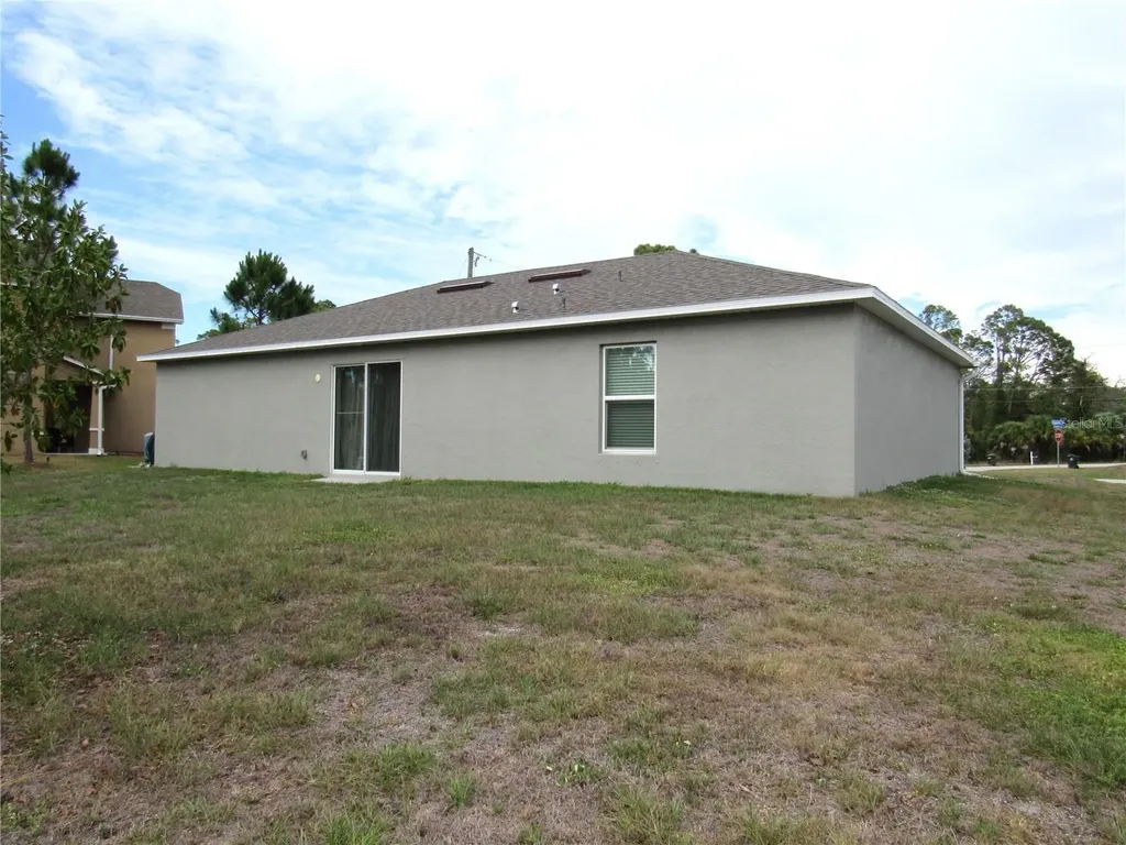 1719 Hainsworth Court North Port FL 34288