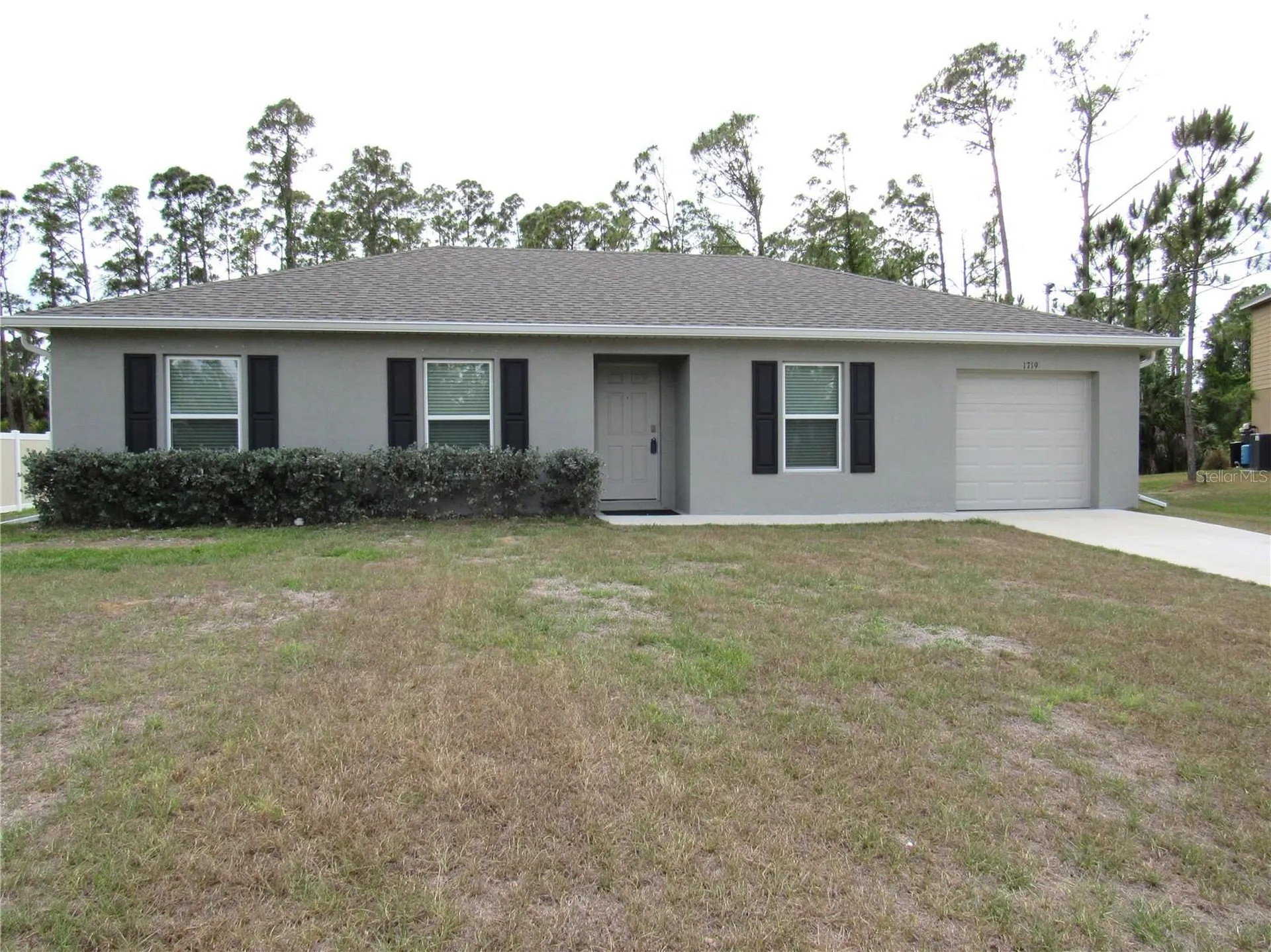 1719 Hainsworth Court North Port FL 34288
