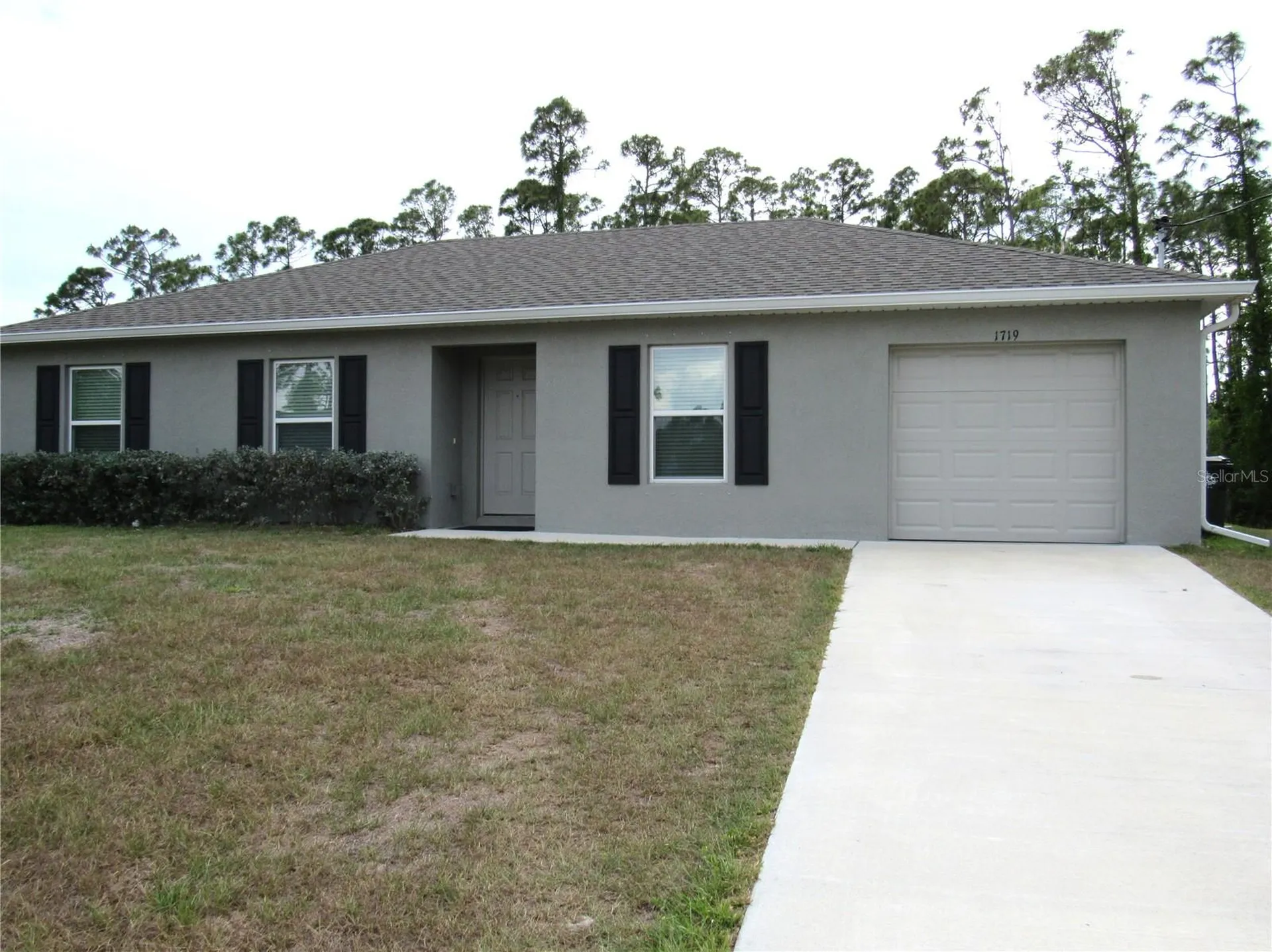 1719 Hainsworth Court North Port FL 34288